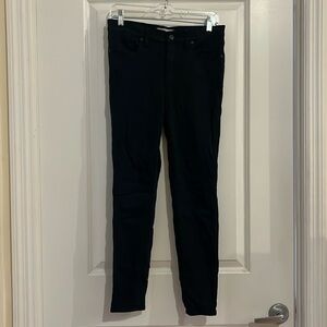 Madewell 9" High Rise Skinny Skinny Sateen Jeans. Black. Size 28. 👖